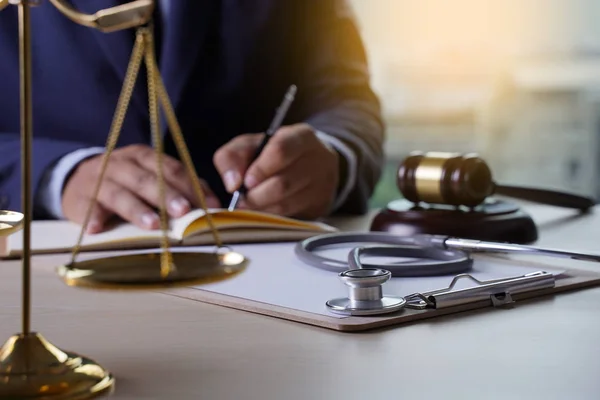 Medical Negligence vs Professional Misconduct: The Differences
